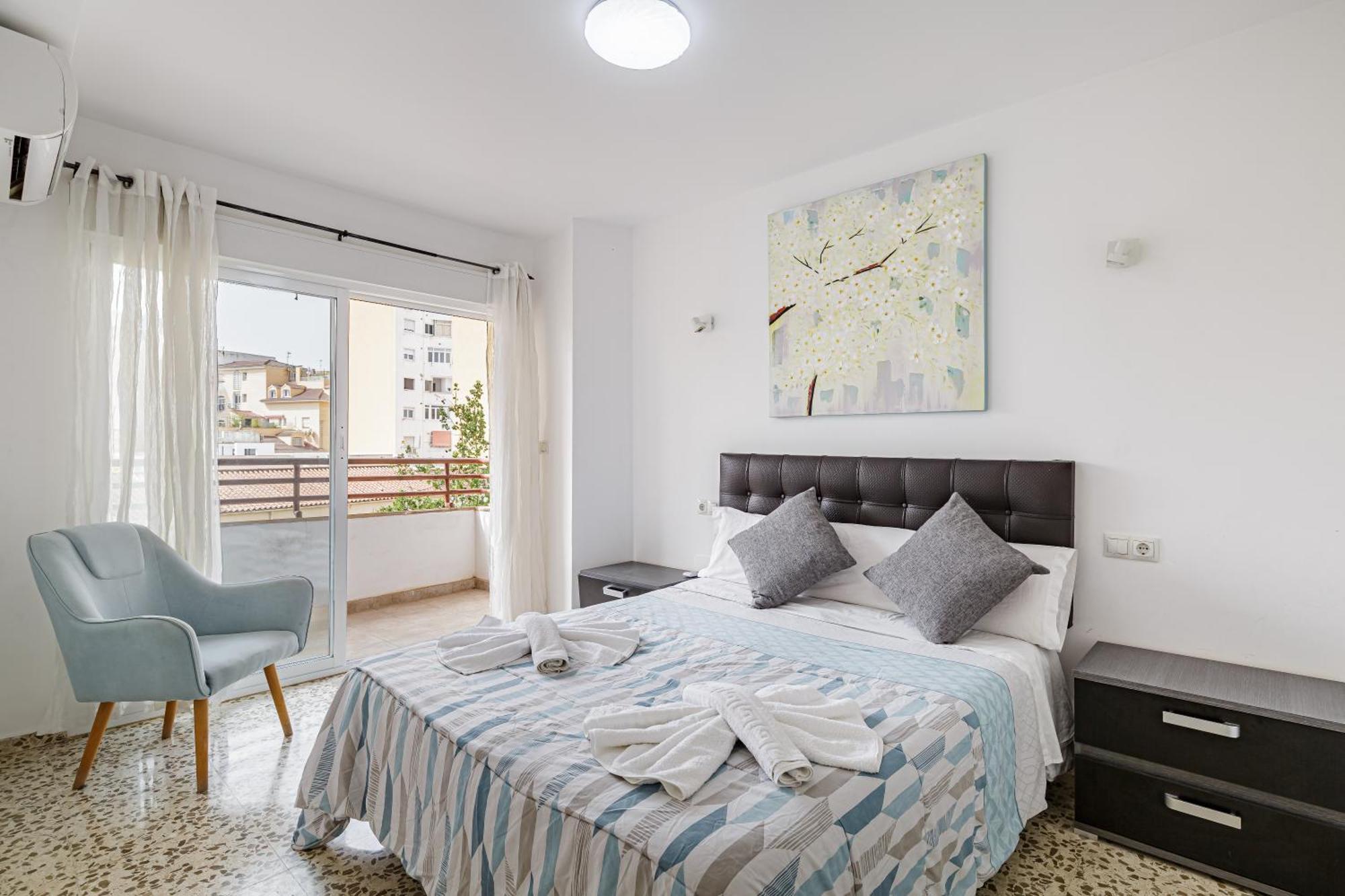 Piso Amplio Cerca Del Centro De Malaga Capital Apartman Kültér fotó